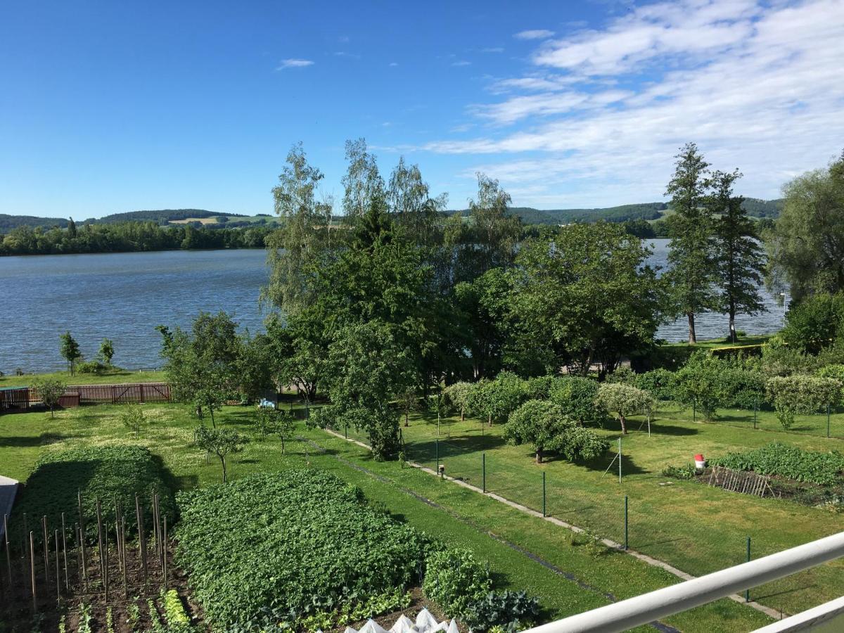 Apartman Krasna Vyhlidka Dolni Benesov Exteriör bild