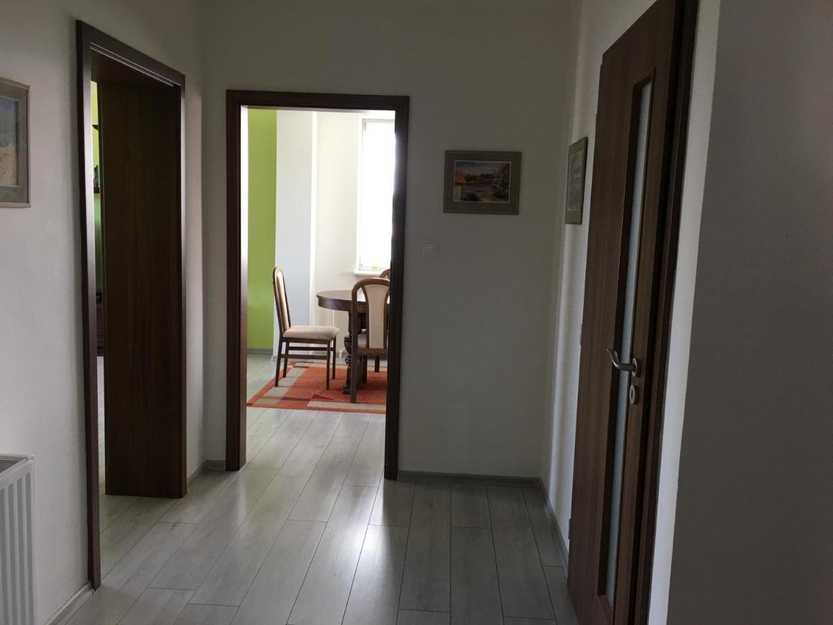 Apartman Krasna Vyhlidka Dolni Benesov Exteriör bild
